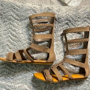 Gladiator Fergalicious sandals!